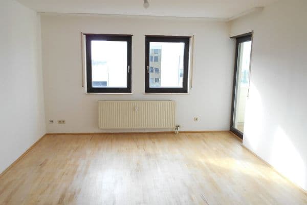 Prodej bytu 2+1 58 m², Langen Prodej bytu 2+1 58 m², Langen