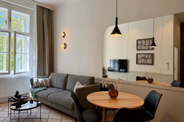 Pronájem bytu 2+kk 42 m², Karlínské náměstí, Praha Pronájem bytu 2+kk 42 m², Karlínské náměstí, Praha