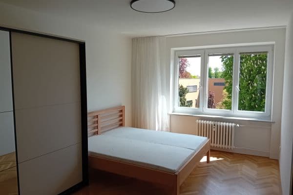 Pronájem bytu 2+1 55 m², Pešinova, Brno, Jihomoravský kraj Pronájem bytu 2+1 55 m², Pešinova, Brno, Jihomoravský kraj