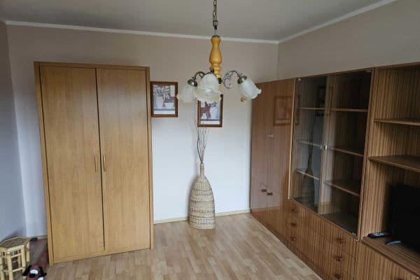 Pronájem bytu 1+1 36 m², Školní, Horní Slavkov Pronájem bytu 1+1 36 m², Školní, Horní Slavkov