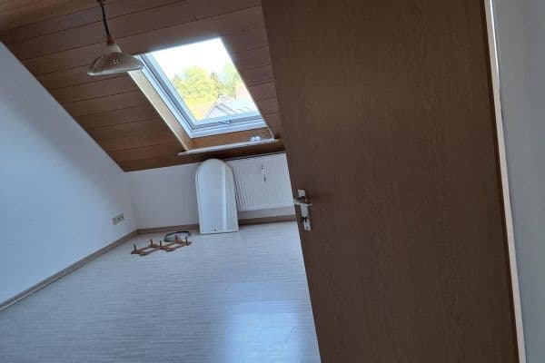 Pronájem bytu 2+1 40 m², Osnabrück, Dolní Sasko Pronájem bytu 2+1 40 m², Osnabrück, Dolní Sasko