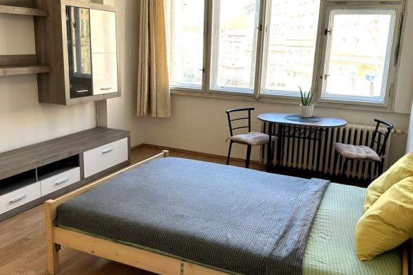 Prodej bytu 1+kk 28 m², Svatoslavova, Praha Prodej bytu 1+kk 28 m², Svatoslavova, Praha
