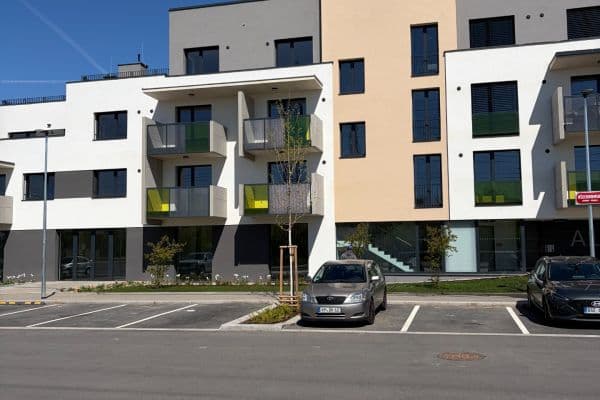 Pronájem bytu 2+kk 50 m², Blažimská, Praha Pronájem bytu 2+kk 50 m², Blažimská, Praha