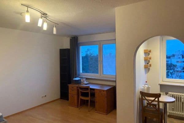Pronájem bytu 1+kk 33 m², Erlangen Pronájem bytu 1+kk 33 m², Erlangen