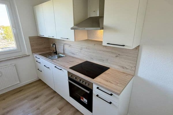 Pronájem bytu 3+1 60 m², Hans-Beimler-Str. 25, Greifswald, Mecklenburg-Vorpommern Pronájem bytu 3+1 60 m², Hans-Beimler-Str. 25, Greifswald, Mecklenburg-Vorpommern