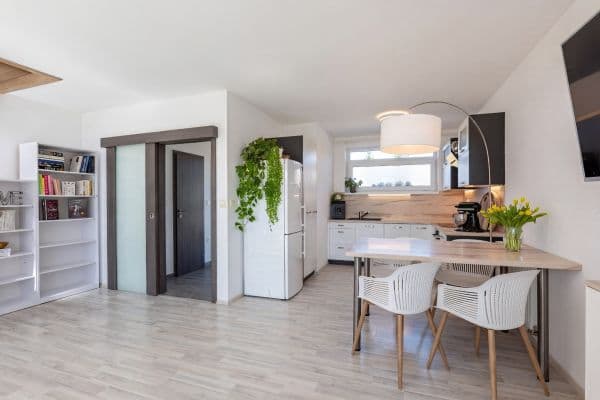 Prodej domu 80 m², pozemek 154 m², Osadní, Kostelec nad Černými lesy Prodej domu 80 m², pozemek 154 m², Osadní, Kostelec nad Černými lesy