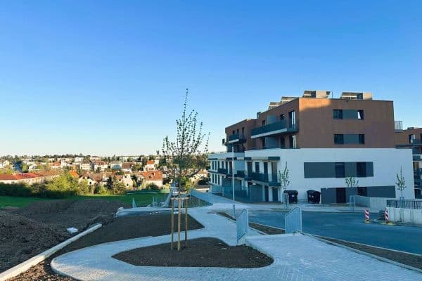 Pronájem bytu 2+kk 43 m², Haenkeho, Praha Pronájem bytu 2+kk 43 m², Haenkeho, Praha