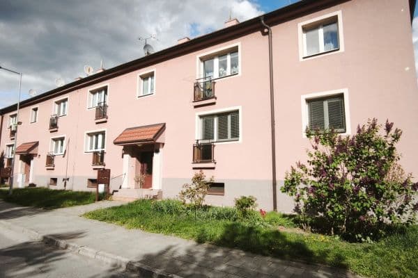 Prodej bytu 2+kk 53 m², Družstevní, Pohořelice Prodej bytu 2+kk 53 m², Družstevní, Pohořelice