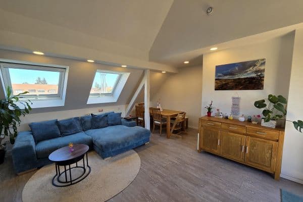 Prodej bytu 3+1 99 m², Tangermünder Weg 18, Berlin, Berlín Prodej bytu 3+1 99 m², Tangermünder Weg 18, Berlin, Berlín