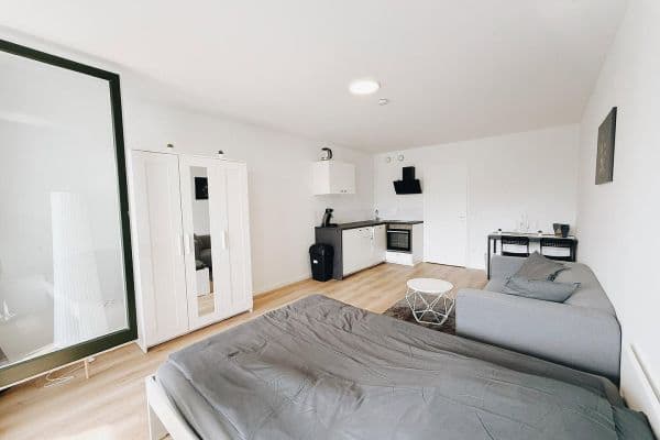 Pronájem bytu 1+1 36 m², Nadi Straße 22, München, Bavorsko Pronájem bytu 1+1 36 m², Nadi Straße 22, München, Bavorsko