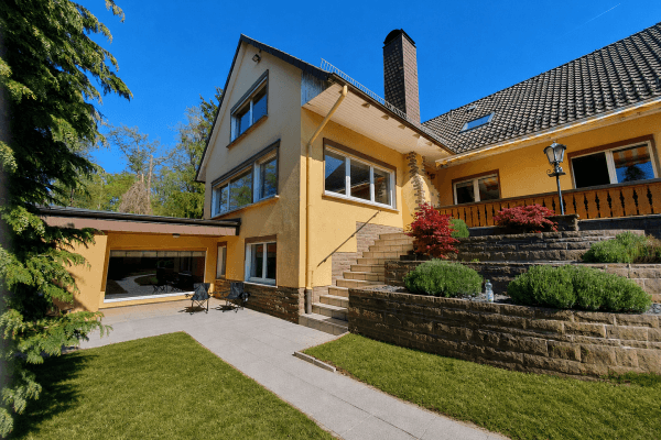 Prodej domu 268 m², pozemek 1.099 m², Alfeld (Leine) Prodej domu 268 m², pozemek 1.099 m², Alfeld (Leine)