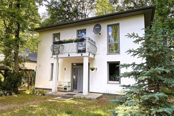 Prodej domu 145 m², pozemek 800 m², Berlin Prodej domu 145 m², pozemek 800 m², Berlin