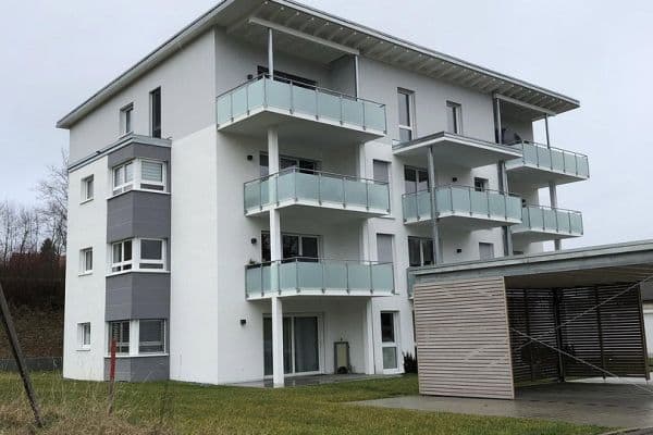 Pronájem bytu 3+1 81 m², Bösingen Pronájem bytu 3+1 81 m², Bösingen