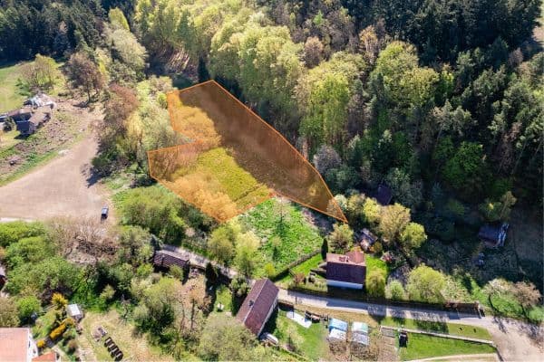 Prodej pozemku 3.576 m², Temešvár Prodej pozemku 3.576 m², Temešvár