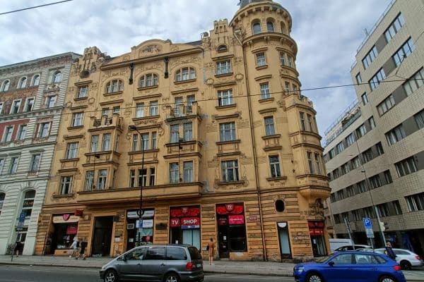 Pronájem bytu 3+kk 79 m², Karlovo náměstí, Praha Pronájem bytu 3+kk 79 m², Karlovo náměstí, Praha