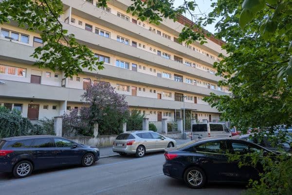 Pronájem bytu 2+kk 42 m², Humpolecká, Praha Pronájem bytu 2+kk 42 m², Humpolecká, Praha