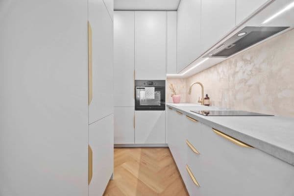 Prodej bytu 1+kk 26 m², Kralická, Praha Prodej bytu 1+kk 26 m², Kralická, Praha