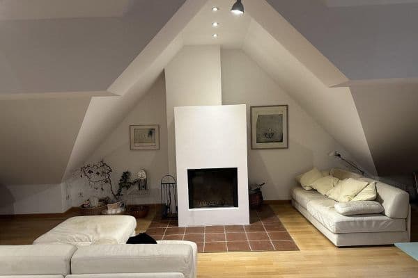 Pronájem bytu 2+1 89 m², Simmernstraße 12, München, Bavorsko Pronájem bytu 2+1 89 m², Simmernstraße 12, München, Bavorsko