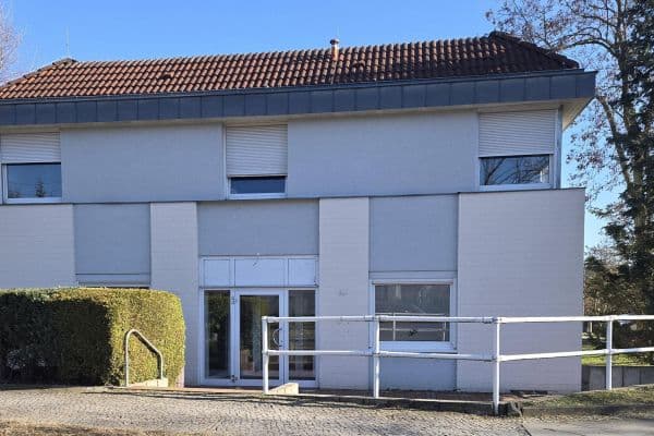 Pronájem nebytového prostoru 185 m², Windbergweg 1, Berlin, Berlín Pronájem nebytového prostoru 185 m², Windbergweg 1, Berlin, Berlín