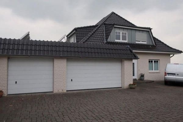 Prodej domu 180 m², pozemek 550 m², Seelze Prodej domu 180 m², pozemek 550 m², Seelze