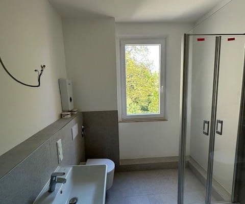 Pronájem bytu 2+1 57 m², Waldstromerstr. 18, Nürnberg Pronájem bytu 2+1 57 m², Waldstromerstr. 18, Nürnberg