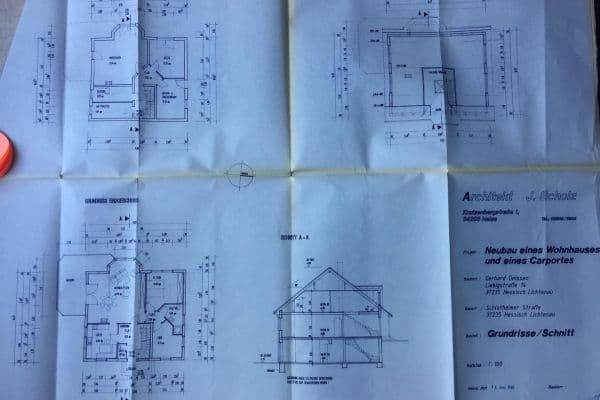 Prodej domu 240 m², pozemek 767 m², Schlotheimer Strasse 42, Hessisch Lichtenau, Hessen Prodej domu 240 m², pozemek 767 m², Schlotheimer Strasse 42, Hessisch Lichtenau, Hessen