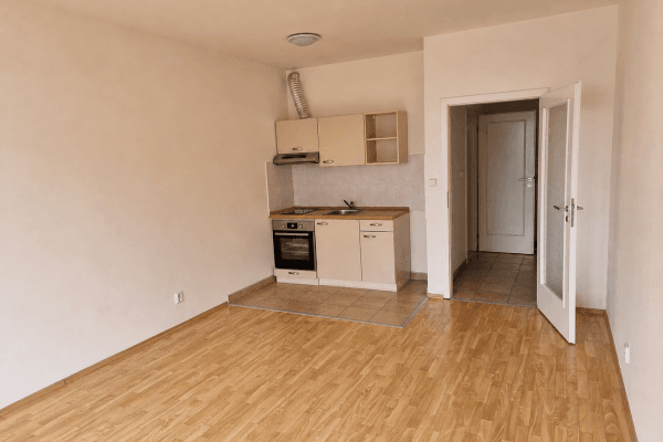 Pronájem bytu 1+kk 30 m², Pešlova, Praha Pronájem bytu 1+kk 30 m², Pešlova, Praha
