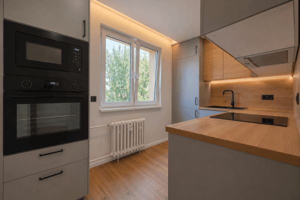 Prodej bytu 2+1 52 m², Práčská, Praha Prodej bytu 2+1 52 m², Práčská, Praha