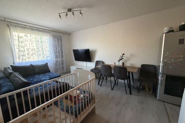 Pronájem bytu 2+kk 41 m², Na Výsluní, Neratovice Pronájem bytu 2+kk 41 m², Na Výsluní, Neratovice
