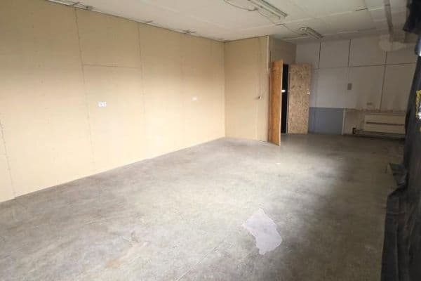 Pronájem nebytového prostoru 1 m², Mittenfeldstr. 6, Göppingen-Jebenhausen Pronájem nebytového prostoru 1 m², Mittenfeldstr. 6, Göppingen-Jebenhausen