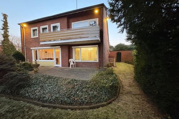 Prodej domu 148 m², pozemek 925 m², Hannover, Dolní Sasko Prodej domu 148 m², pozemek 925 m², Hannover, Dolní Sasko