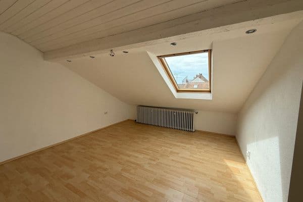 Pronájem bytu 2+1 66 m², Karlsruhe, Bádensko-Württembersko Pronájem bytu 2+1 66 m², Karlsruhe, Bádensko-Württembersko