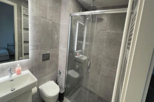 Pronájem bytu 1+kk 33 m², Herbststraße 101 14/2, Wien, Wien Pronájem bytu 1+kk 33 m², Herbststraße 101 14/2, Wien, Wien