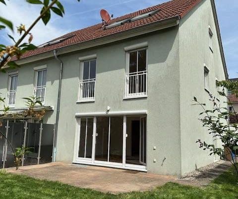 Prodej domu 161 m², pozemek 323 m², Eschborn Prodej domu 161 m², pozemek 323 m², Eschborn