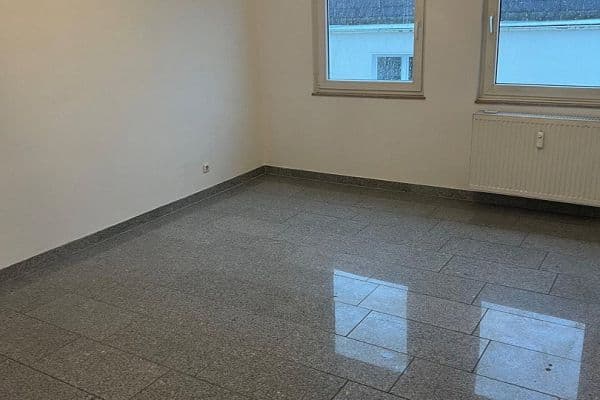 Pronájem bytu 2+1 47 m², Lüdenscheid Pronájem bytu 2+1 47 m², Lüdenscheid