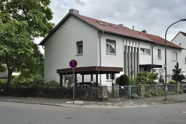 Prodej domu 161 m², pozemek 484 m², Luitpoldstraße 111 B, Ludwigshafen Prodej domu 161 m², pozemek 484 m², Luitpoldstraße 111 B, Ludwigshafen