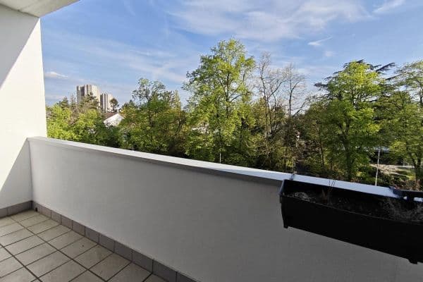 Pronájem bytu 3+1 80 m², Brandenburger Straße 16, Mannheim Pronájem bytu 3+1 80 m², Brandenburger Straße 16, Mannheim