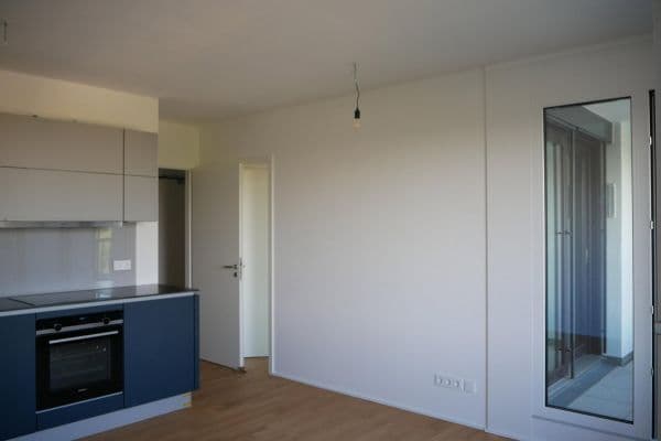 Pronájem bytu 2+1 43 m², Angela-Molitoris-Platz 13, München, Bavorsko Pronájem bytu 2+1 43 m², Angela-Molitoris-Platz 13, München, Bavorsko