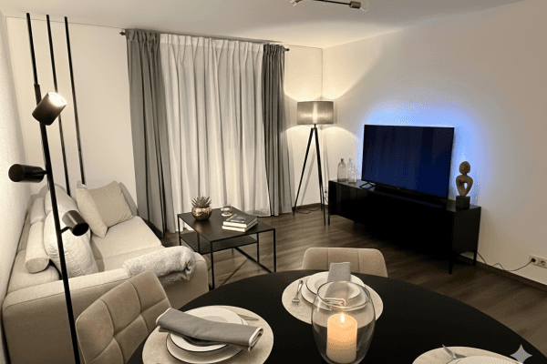 Pronájem bytu 2+1 53 m², Spittlerstraße 36, Stuttgart, Bádensko-Württembersko Pronájem bytu 2+1 53 m², Spittlerstraße 36, Stuttgart, Bádensko-Württembersko