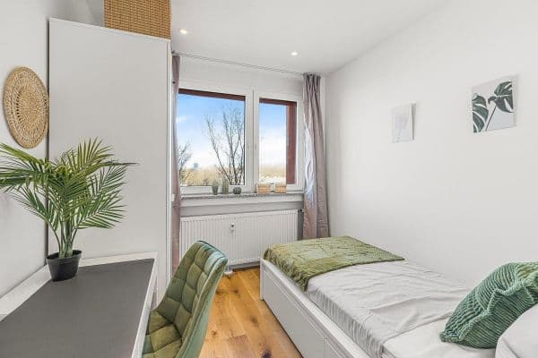 Pronájem bytu 1+1 10 m², Strehleranger 7, München, Bavorsko Pronájem bytu 1+1 10 m², Strehleranger 7, München, Bavorsko