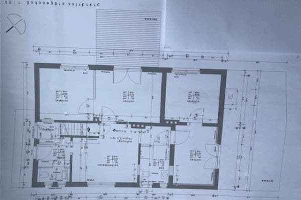 Pronájem bytu 4+1 93 m², Lütticher Straße 550, Cáchy, Severní Porýní-Vestfálsko Pronájem bytu 4+1 93 m², Lütticher Straße 550, Cáchy, Severní Porýní-Vestfálsko