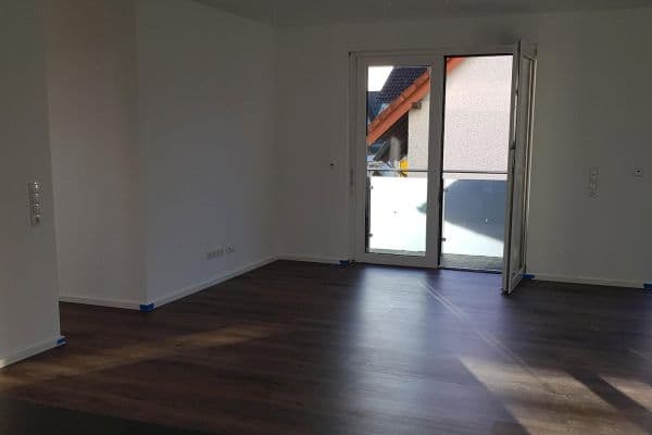 Pronájem bytu 3+1 90 m², Lannerstrasse 43, Ober-Olm Pronájem bytu 3+1 90 m², Lannerstrasse 43, Ober-Olm