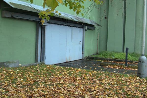 Pronájem garáže 16 m², Štúrova, Praha Pronájem garáže 16 m², Štúrova, Praha