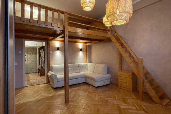 Pronájem bytu 1+1 31 m², 28. pluku, Praha Pronájem bytu 1+1 31 m², 28. pluku, Praha