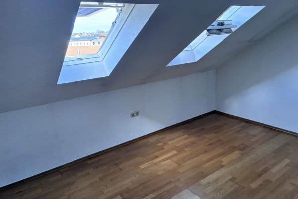 Pronájem bytu 1+kk 50 m², Langquaid Pronájem bytu 1+kk 50 m², Langquaid