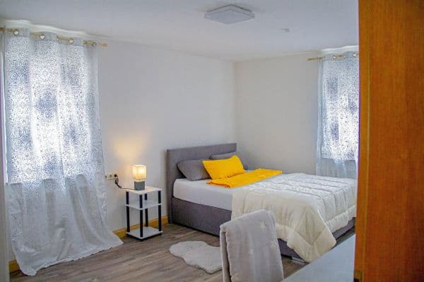Pronájem bytu 1+1 35 m², Paul-Göbel-Straße 1, Heilbronn, Bádensko-Württembersko Pronájem bytu 1+1 35 m², Paul-Göbel-Straße 1, Heilbronn, Bádensko-Württembersko