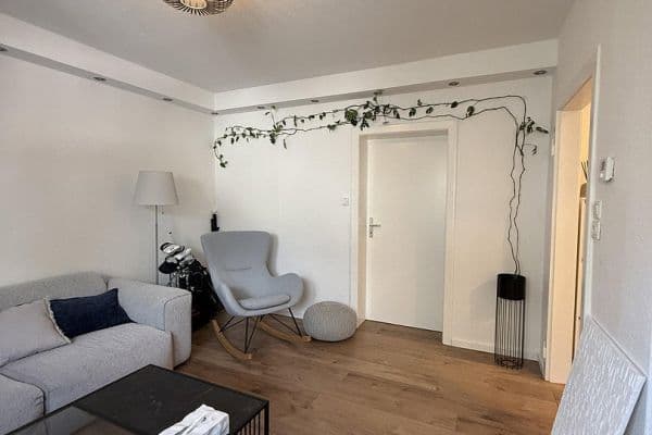 Pronájem bytu 2+1 57 m², Meerbusch Pronájem bytu 2+1 57 m², Meerbusch