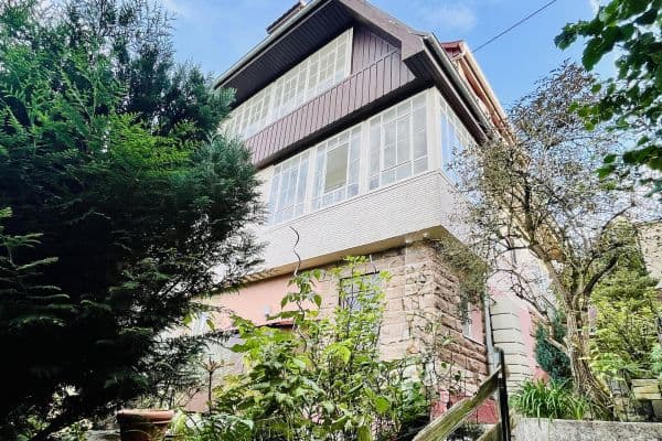 Prodej domu 146 m², pozemek 1.550 m², Neuenbürg Prodej domu 146 m², pozemek 1.550 m², Neuenbürg