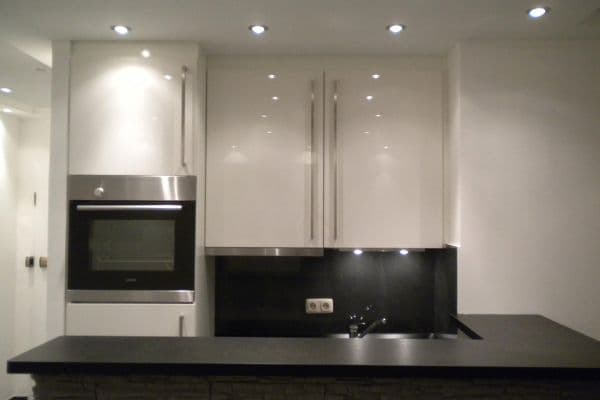 Pronájem bytu 1+1 30 m², Düsseldorf, Severní Porýní-Vestfálsko Pronájem bytu 1+1 30 m², Düsseldorf, Severní Porýní-Vestfálsko
