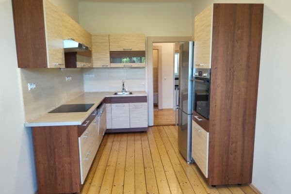Pronájem bytu 1+1 43 m², V Zálomu, Praha Pronájem bytu 1+1 43 m², V Zálomu, Praha